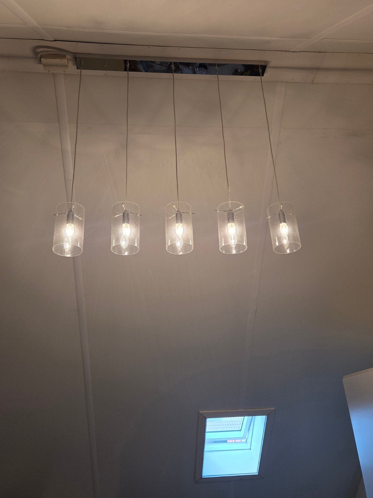 Moderne hanglamp met 5 glazen cilinders, Ophalen, E27 (groot), Zo goed als nieuw, Glas