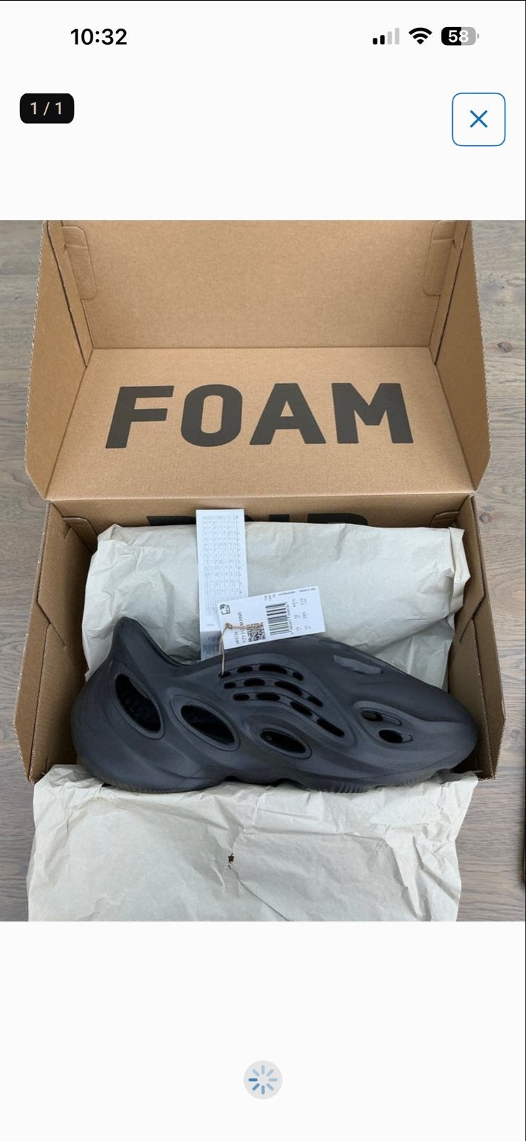 Yeezy Foam Runner Onyx Exclusieve - Maat 44,5, Ophalen of Verzenden, Nieuw, Zwart, Slippers