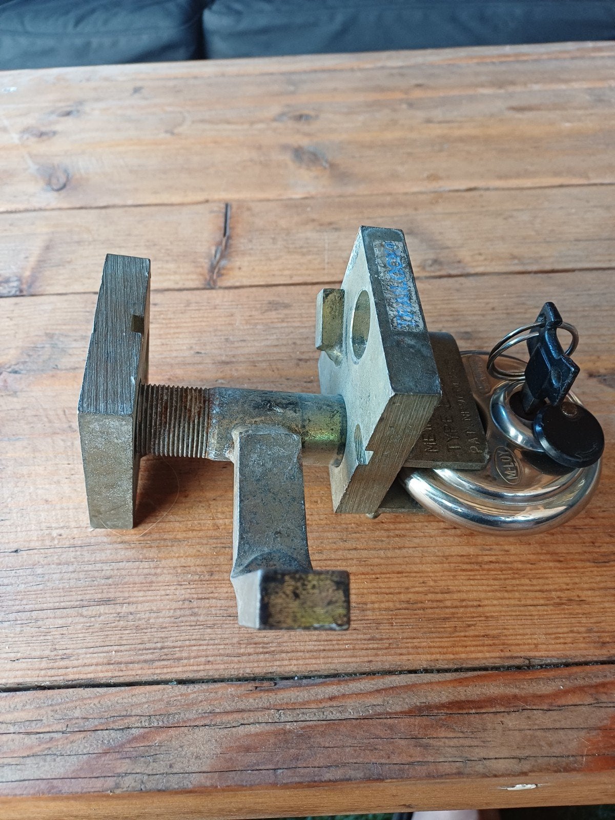 Disselslot gebruikt op een hobby 2002., Ophalen of Verzenden, Gebruikt