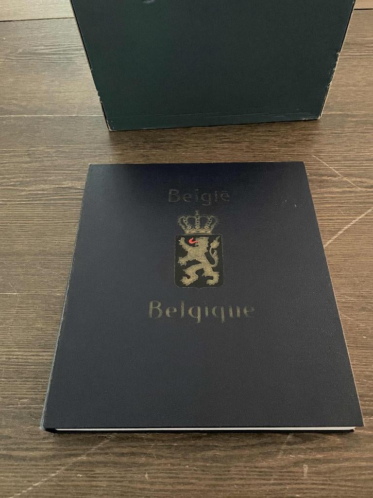 postzegels Belgie in DAVO 2 album harde kaft, Verzenden