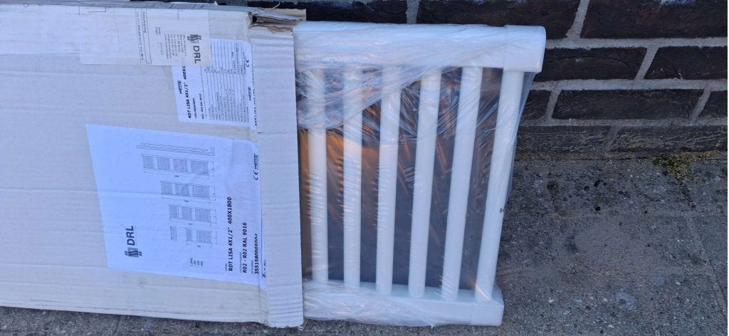DRL Lisa handdoekradiator 1800 mm x 400 mm 665 Watt, Doe-het-zelf en Verbouw, Verwarming en Radiatoren, Ophalen, 500 tot 800 watt