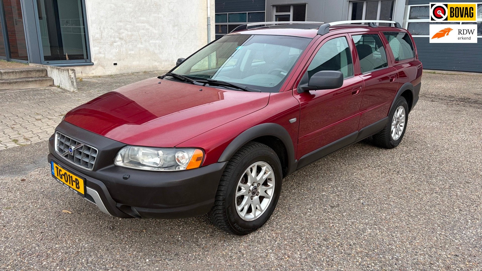 Volvo XC70 2.5 T Ocean Race, Leer,Trekhaak,, Automaat, XC70, 2521 cc, Leder