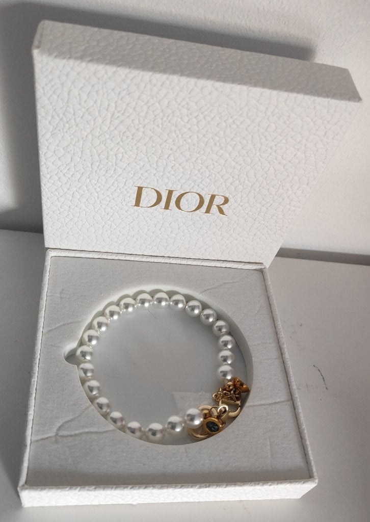 Dior magneet armband, Overige materialen, Nieuw, Ophalen of Verzenden, Met bedels of kralen