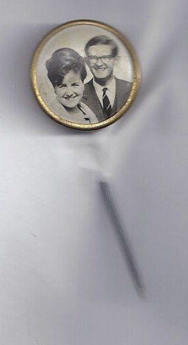 A2 foto speldje margriet en pieter, Ophalen of Verzenden, Gebruikt, Overige onderwerpen