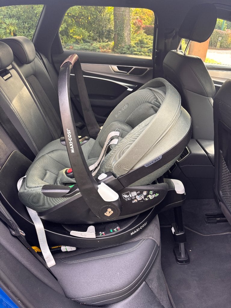 Maxi-Cosi Pebble 360 Pro Forest Green + FamilyFix 360 Base