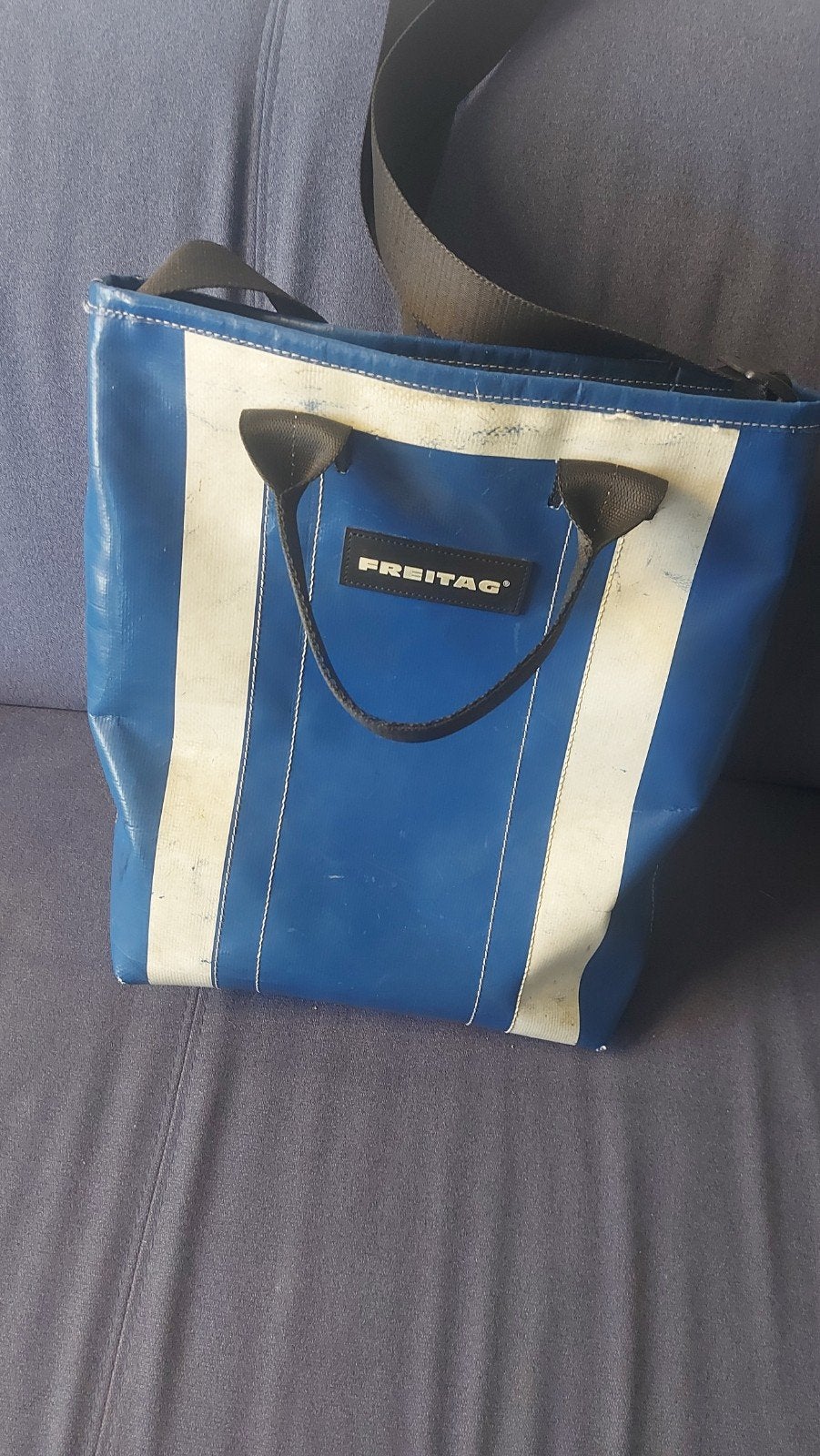 Freitag Collectors Item - Unieke Blauw/Witte Schoudertas, Ophalen of Verzenden, Gebruikt, Blauw, Schoudertasje