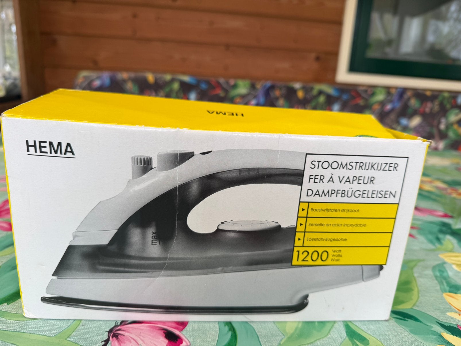 Hema stoomstrijkijzer 1200 Watt, Ophalen of Verzenden, Nieuw, Strijkijzer met snoer