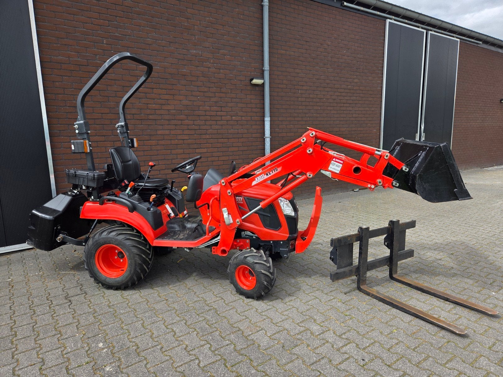 Kioti CS2520 HST/ Voorlader/  Marge !!/ 100 Uren !!, Gebruikt, Tot 2500, Tot 80 Pk, Ophalen