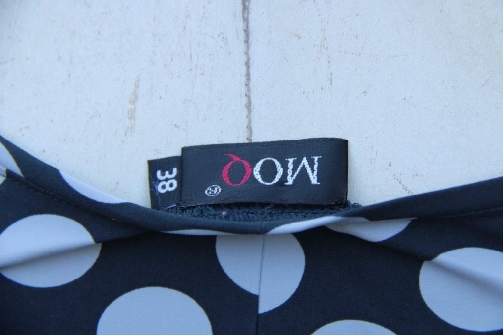 Jurk grijs Moq mt 38 travel Vaste prijs, Maat 38/40 (M), Moq, Ophalen of Verzenden, Zo goed als nieuw