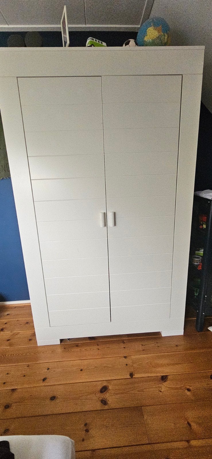 Witte kledingkast en commode, Ophalen, Met deur(en), Gebruikt, 50 tot 100 cm