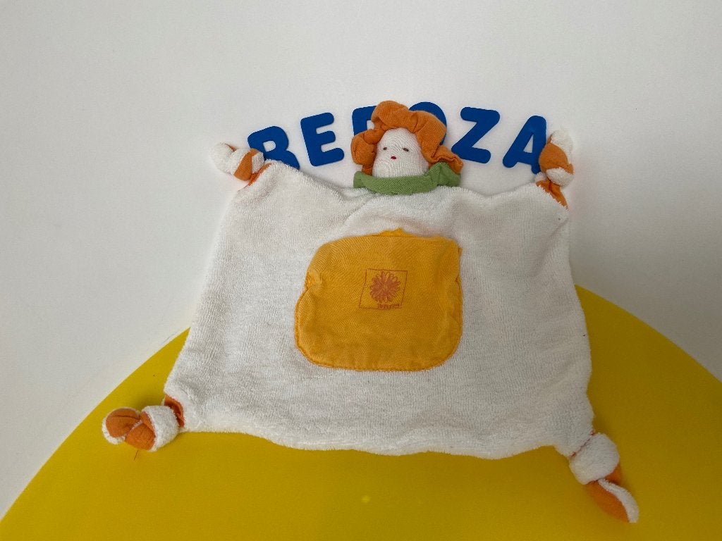 K2989 Weleda popje doekje, Ophalen of Verzenden, Zo goed als nieuw, Overige typen