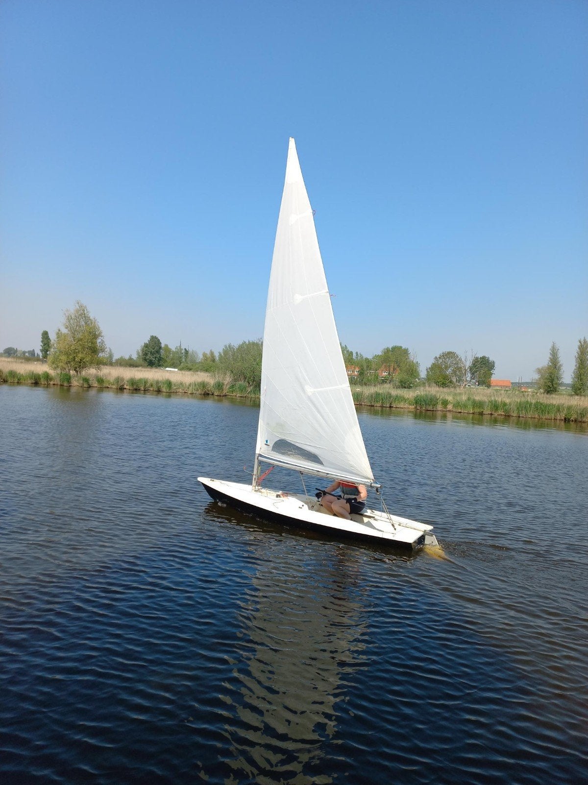 Laser met MK2 standaard zeil en radiaal zeil, Watersport en Boten, Laser, Ophalen, Laser, Dekzeil