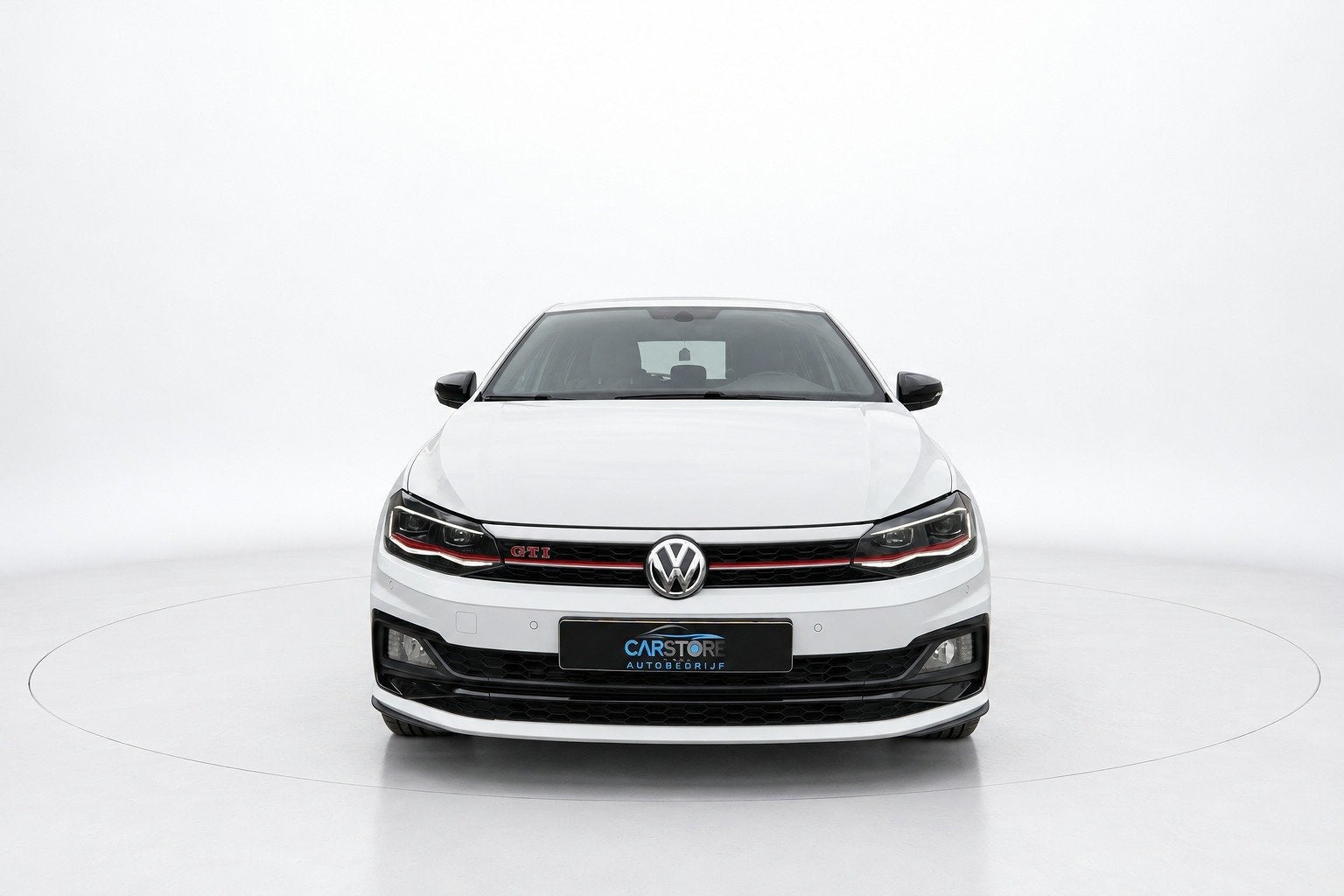 Foto 2 van Volkswagen Polo 2.0 TSI GTI VIRTUAL KEYLESS BEATS CAMERA