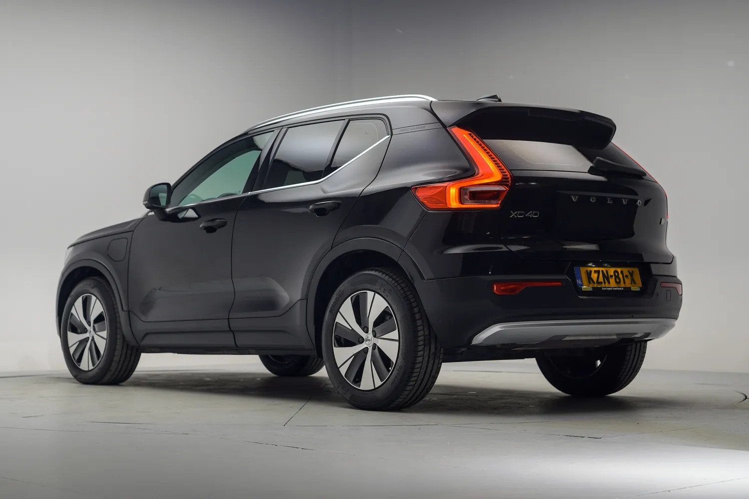 Volvo XC40 1.5 T5 Plug-in hybrid Plus Bright Aut. [ Adapt.cr, Automaat, Zwart, Bedrijf, Adaptive Cruise Control
