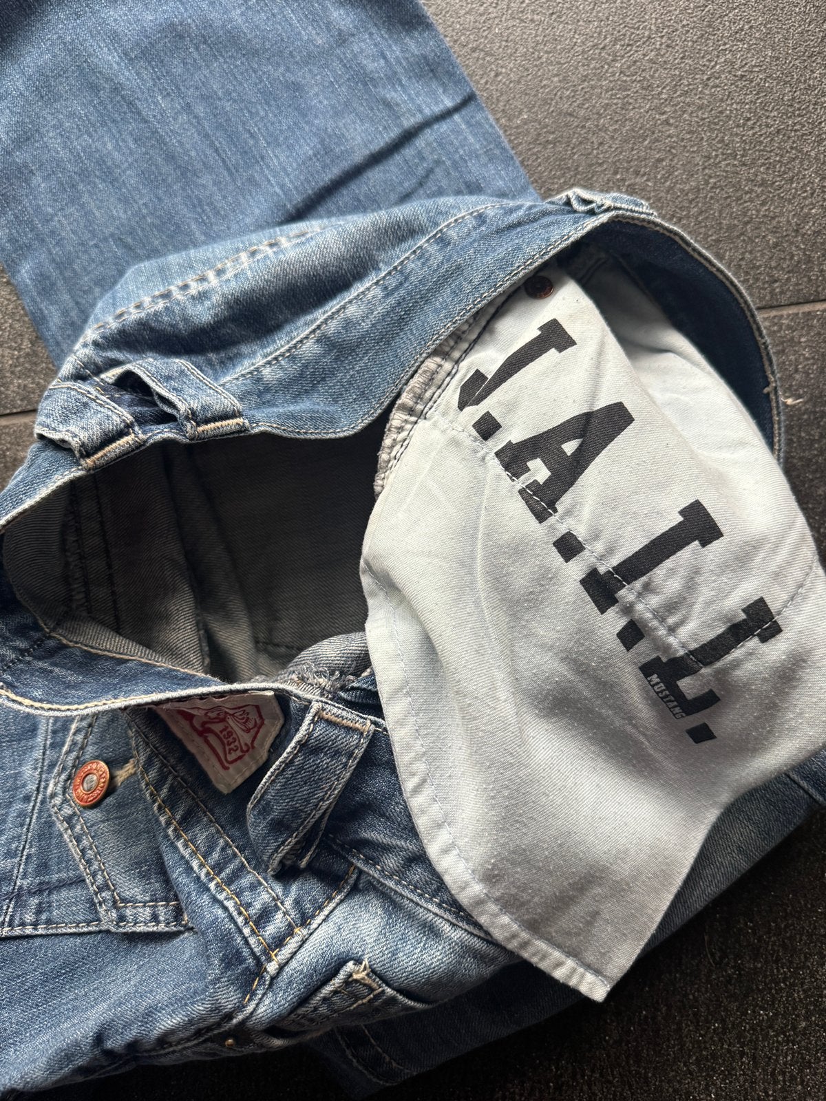 Foto 19 van Vintage Mustang skater baggy denim jeans
