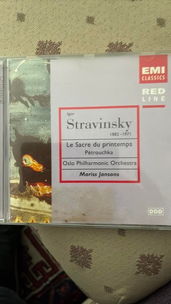 Stravinsky: Sacre en Pétrouchka - CD, Ophalen of Verzenden, Modernisme tot heden, Zo goed als nieuw, Orkest of Ballet