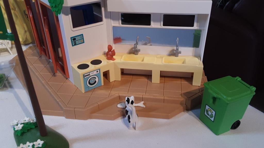 5432 camping met winkel/buro en washok, Ophalen of Verzenden, Zo goed als nieuw, Complete set