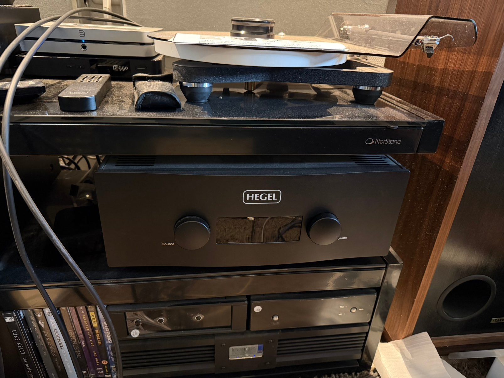 Hegel H590 in perfecte staat!, Ophalen, Zo goed als nieuw