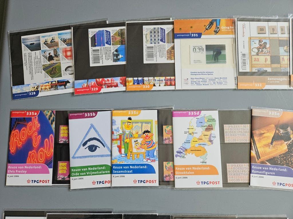 Postzegelmapjes jaar 2006 compleet zie beschrijving, Postzegels en Munten, Ophalen of Verzenden, Na 1940, Postfris