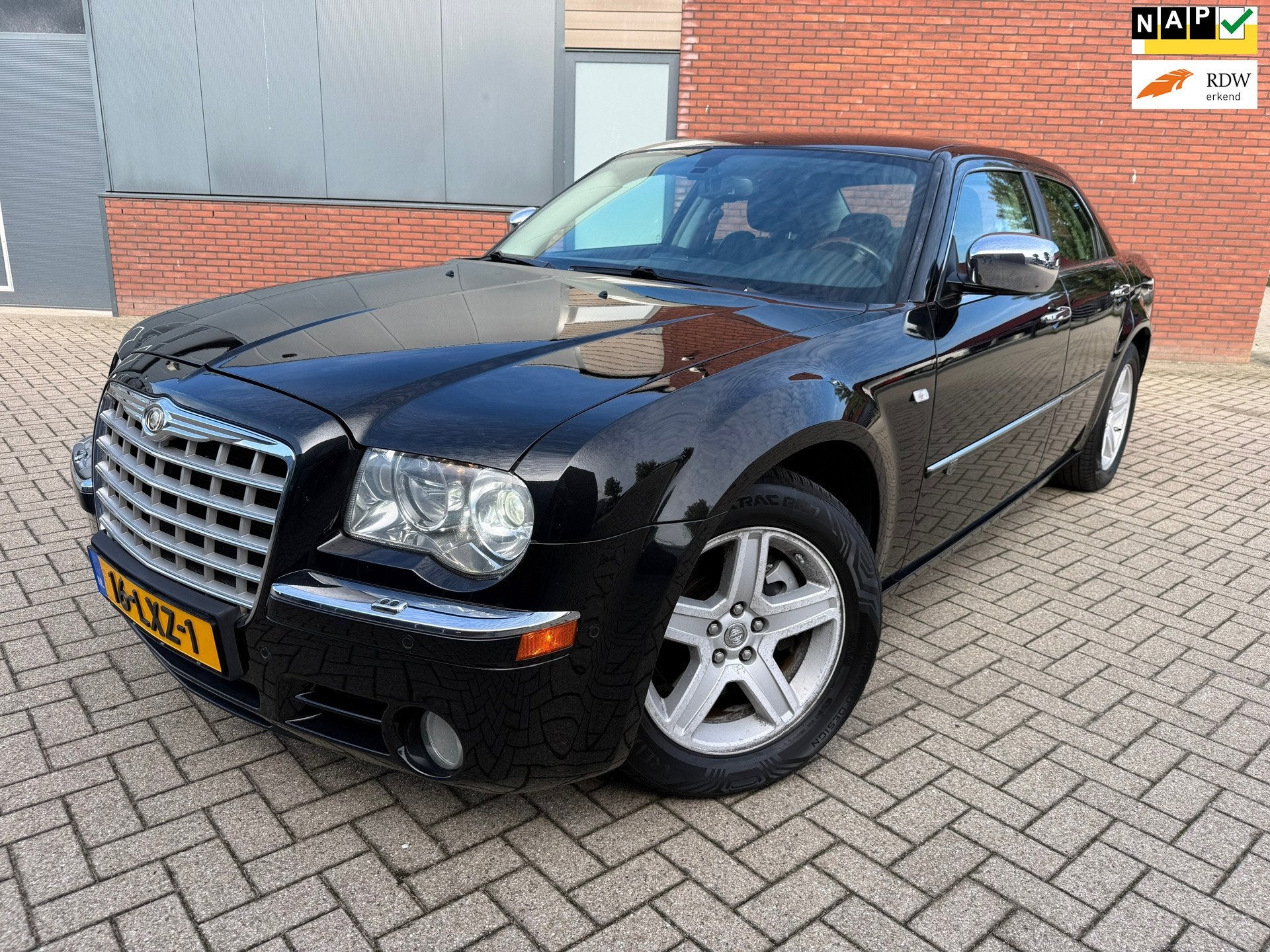 Chrysler 300C 3.5 V6 Platinum 2010/ORIGINEEL NL NAP/2E EIGEN