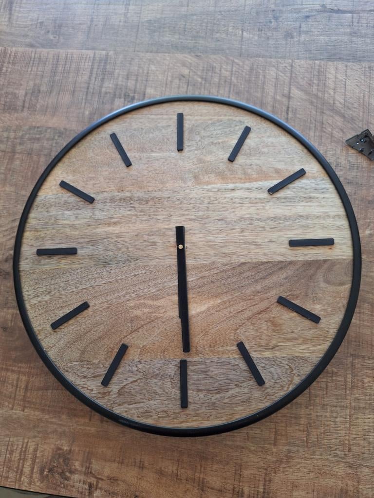 Klok mangohout, Ophalen, Zo goed als nieuw, Wandklok