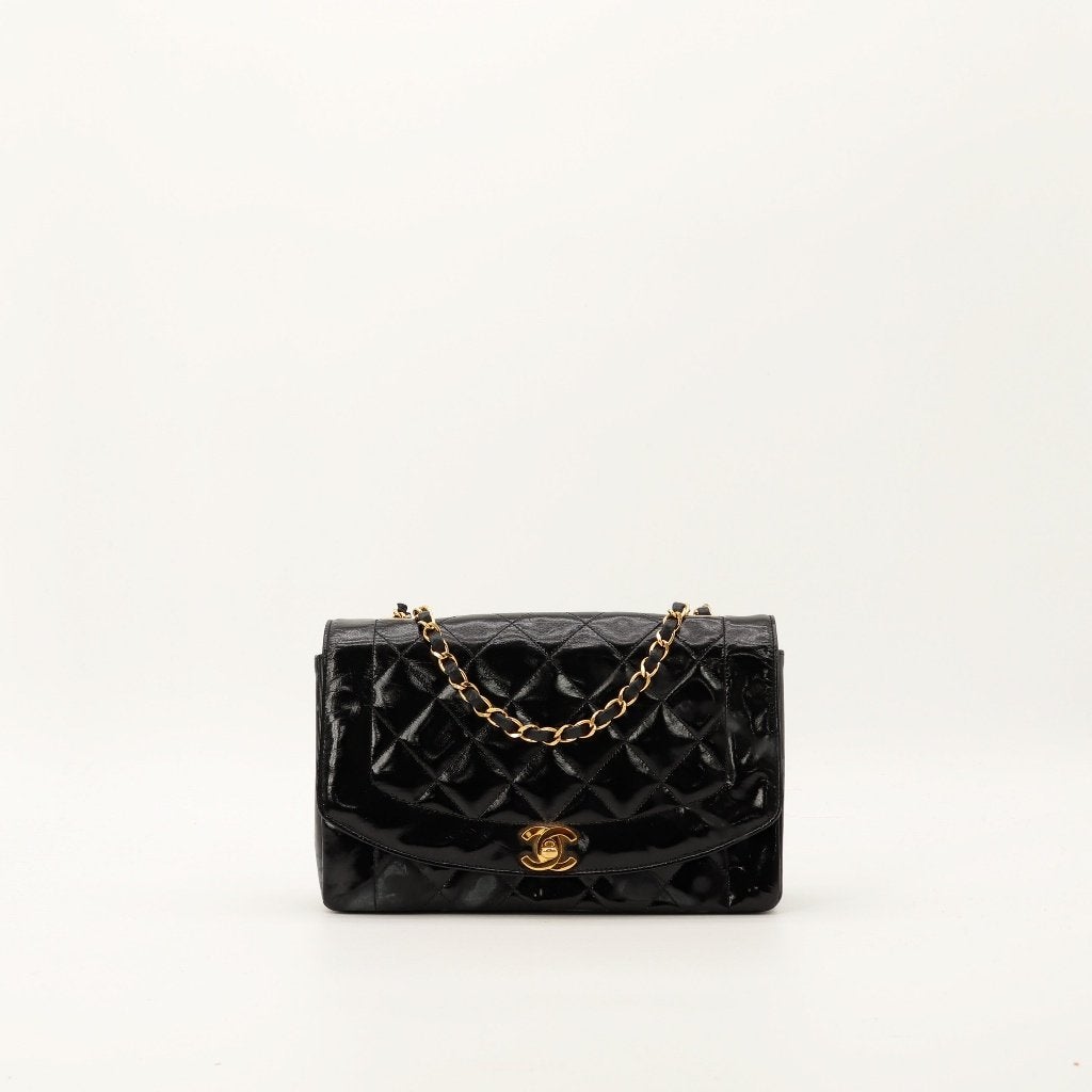 Chanel Diana Vernis handtas