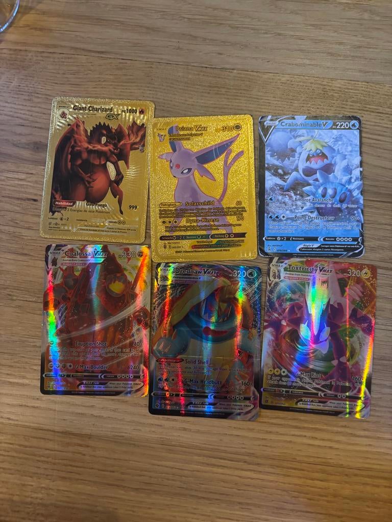 Pokémon Kaarten Collectie: VMAX, V en Gouden Kaarten, Ophalen of Verzenden, Zo goed als nieuw, Meerdere kaarten, Foil