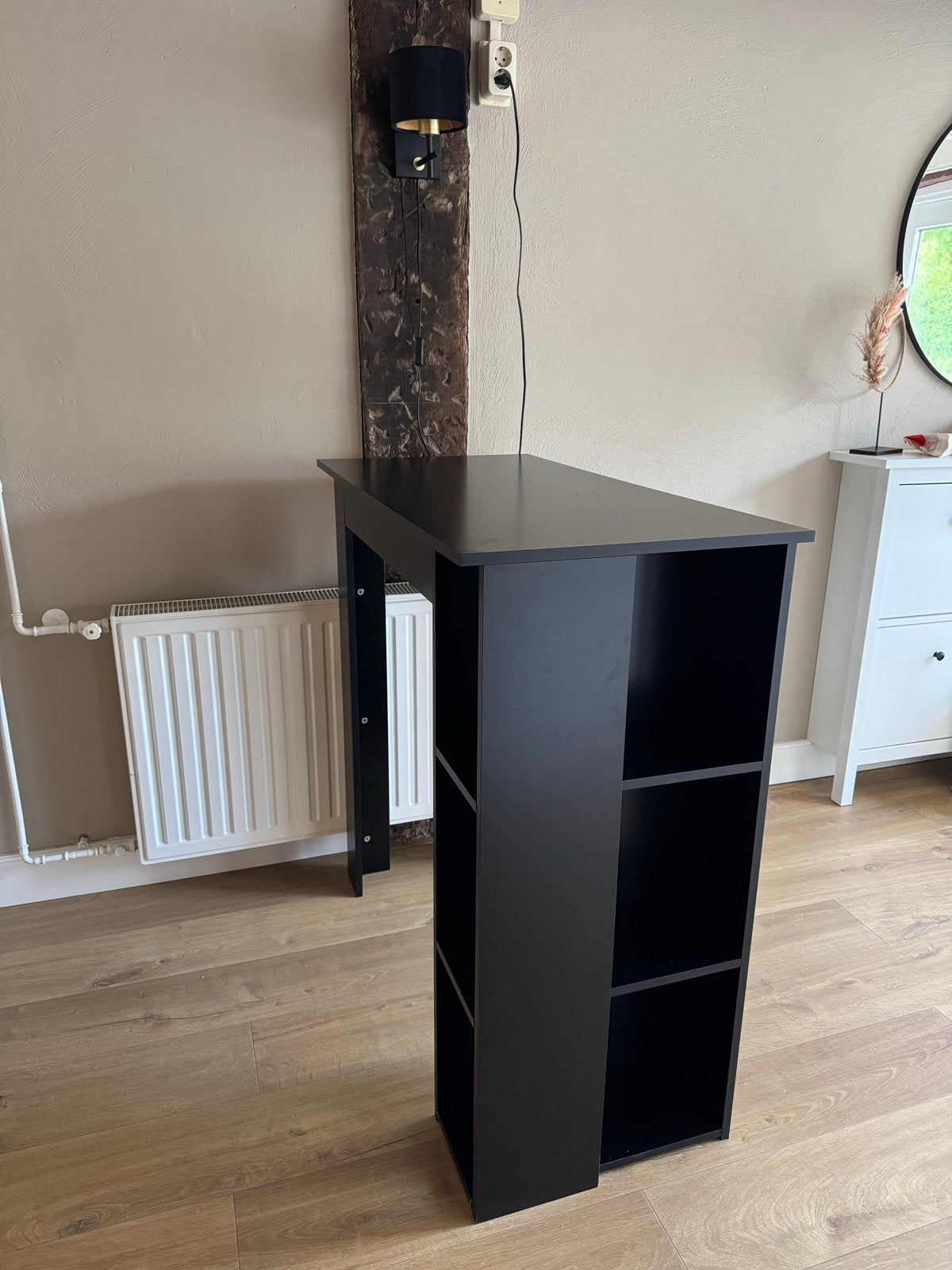 Zwarte bartafel/eettafel met vakjes, Huis en Inrichting, Tafels | Eettafels, Ophalen, Tot twee personen, Zo goed als nieuw, Rechthoekig