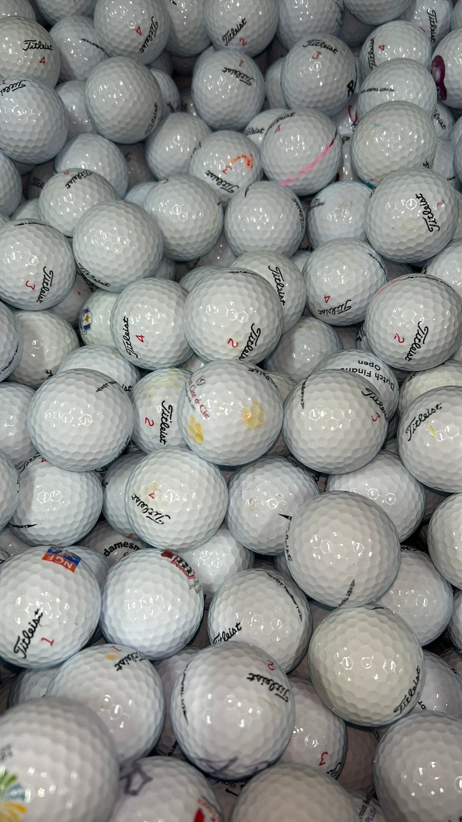 50 Stuks Titleist DT Trusoft Golfballen AAAA, Ophalen of Verzenden, Zo goed als nieuw, Bal(len)