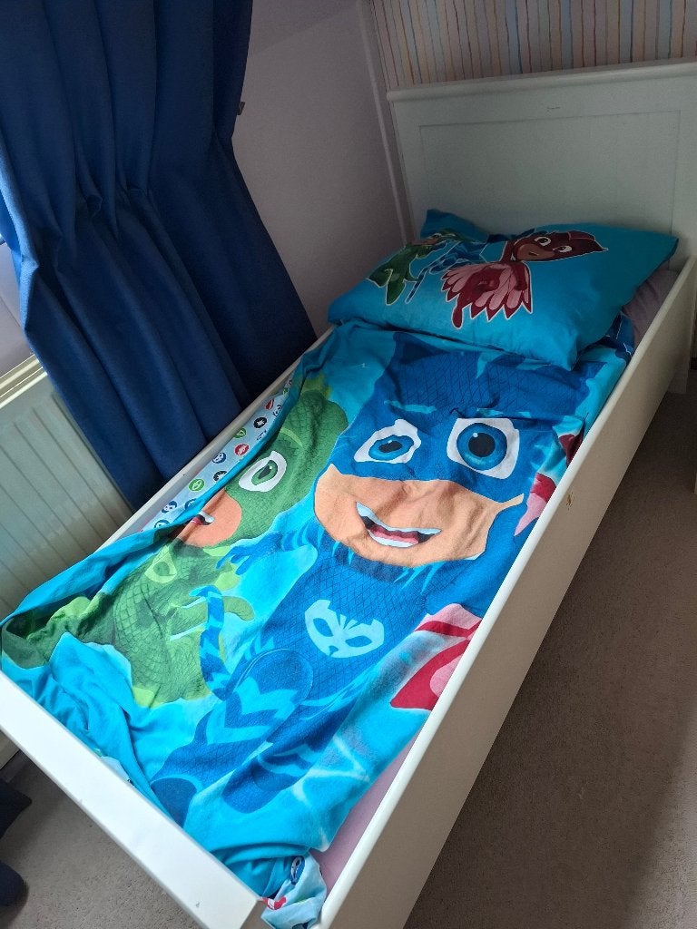 wit peuterbed 70x140 incl matras en lattenbodem, Gebruikt, 70 tot 85 cm, 140 tot 160 cm, Ophalen