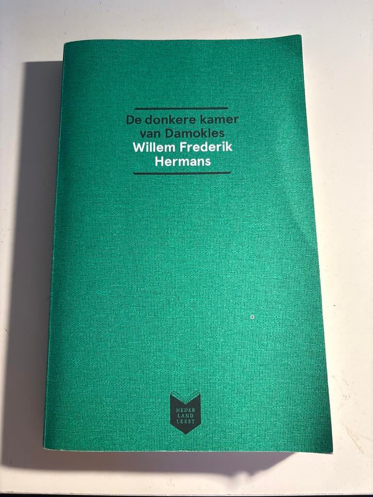De donkere kamer van Damokles - Willem Frederik Hermans, Ophalen of Verzenden, Gelezen, Nederland