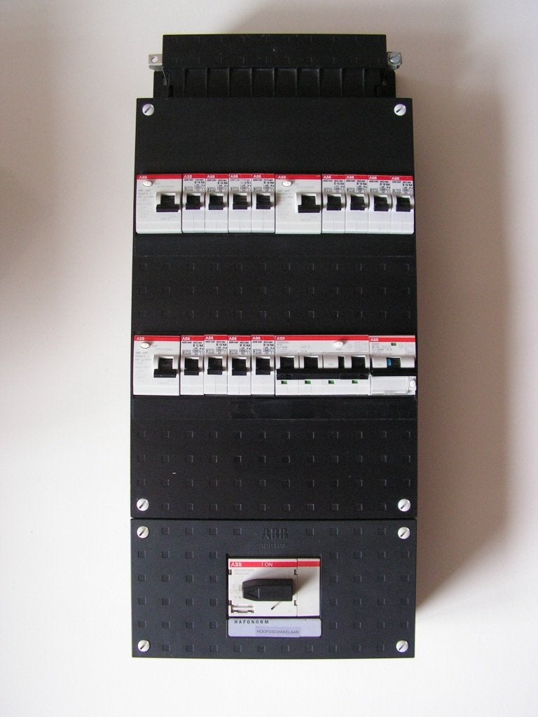 ABB 3-fase busboard groepenkast, 12 groepen + 2 x alamat, Ophalen of Verzenden, Gebruikt, ABB, Overige typen