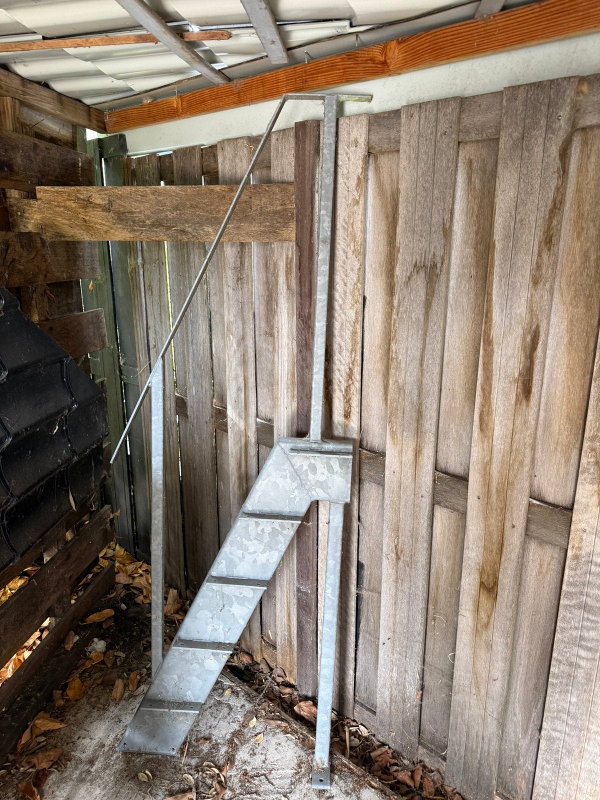 Stalen constructie voor buitentrap, Doe-het-zelf en Verbouw, Ladders en Trappen, Ophalen, Zo goed als nieuw, Minder dan 2 meter