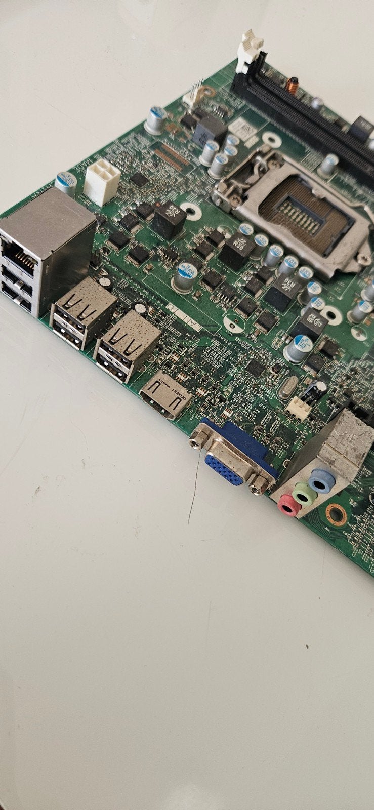 moederbord Dell MiH61R uAtx gebruikt LGA1155, Computers en Software, Gebruikt, DDR3, Ophalen of Verzenden, Micro-ATX