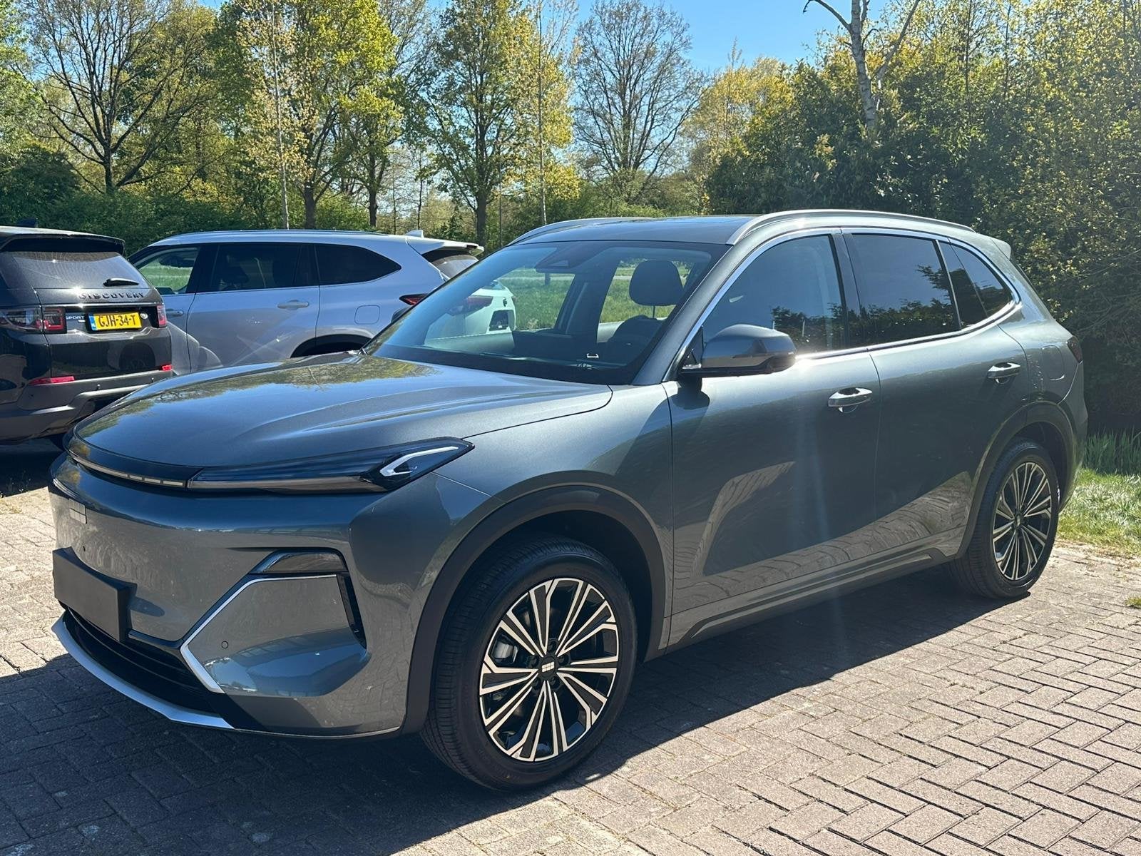 Geely Starray EM-i 1.5 Max+ 262 PK | Panorama | Stoelen voor, Auto's, Euro 6, 4 cilinders, 1790 kg, Plug-in hybride