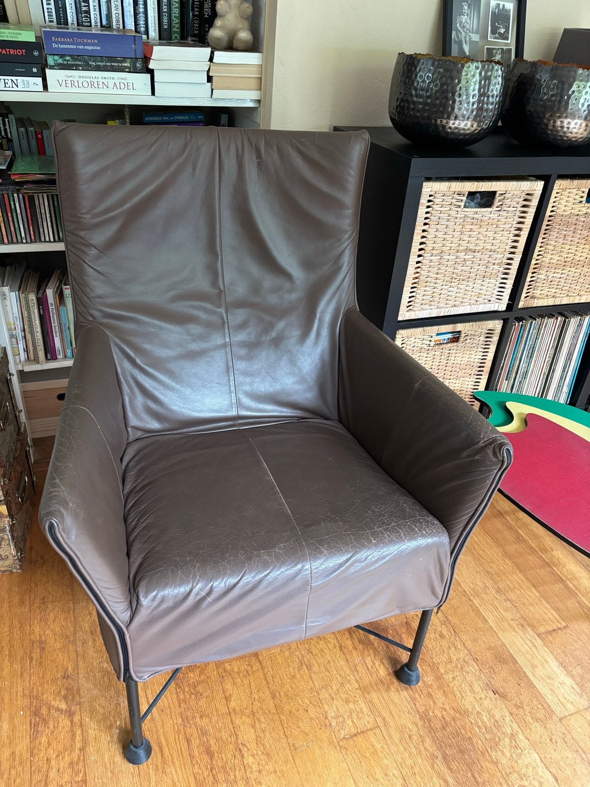 Montis Charly bruin lederen fauteuil, Ophalen, Gebruikt, 50 tot 75 cm, Leer