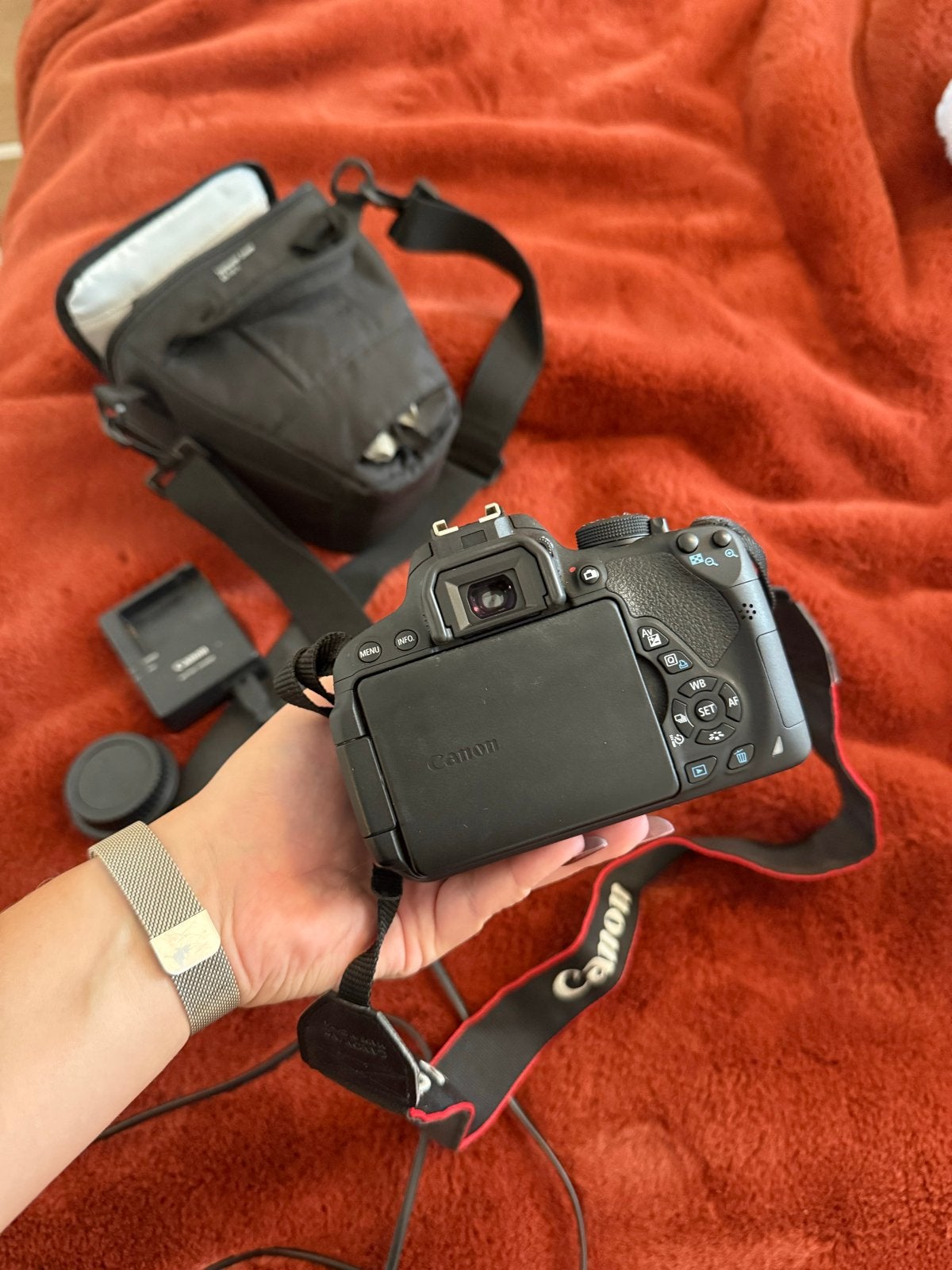 Foto 4 van Canon EOS 700D Spiegelreflexcamera met 18-55mm lens