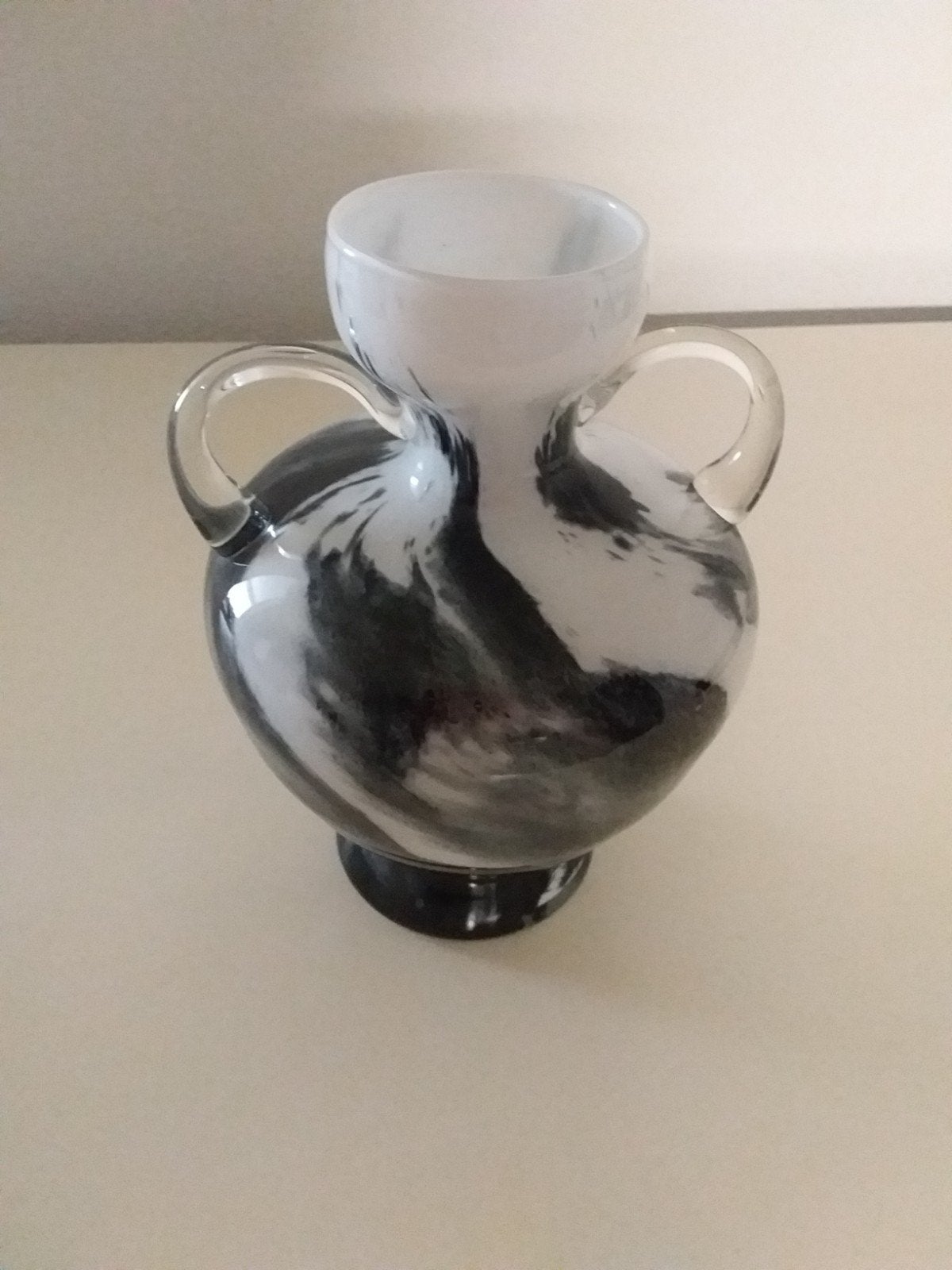 Decoratieve opaline Murano vaas met marmerlook handvatten 70, Ophalen of Verzenden