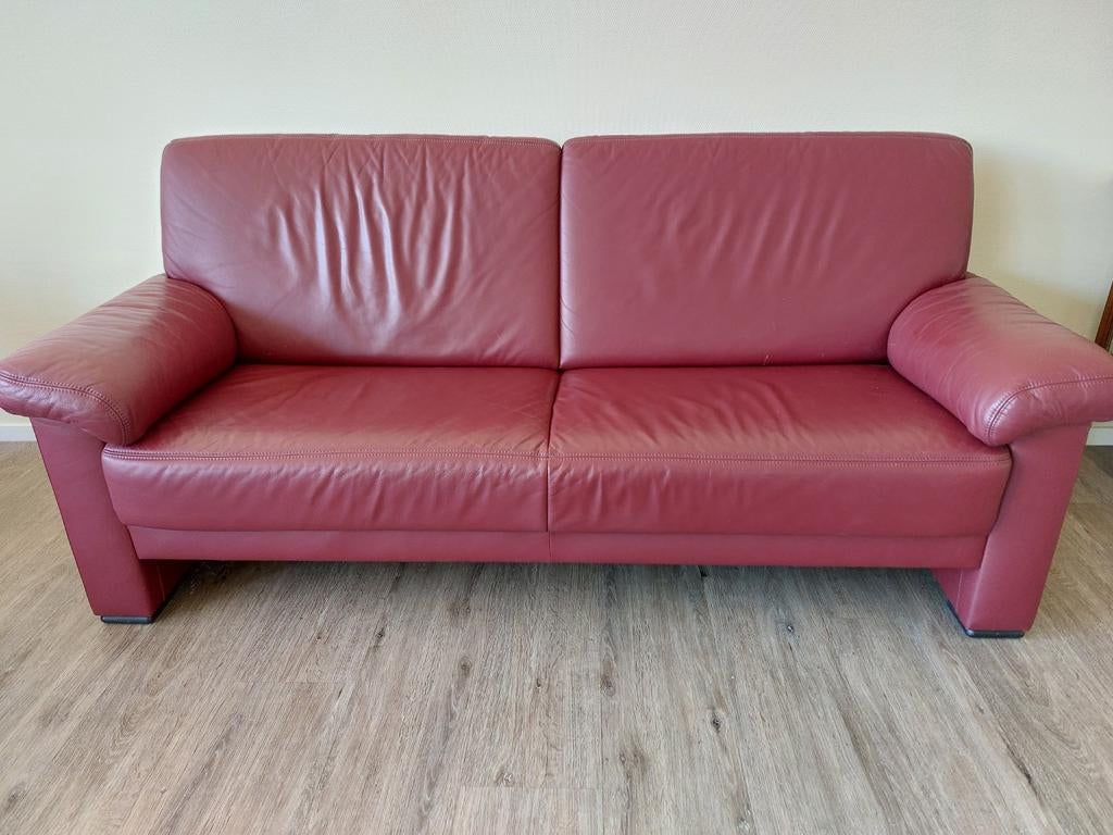 Gratis Rood lederen 2 zits bank, Ophalen, Rechthoekig, 125 cm of meer