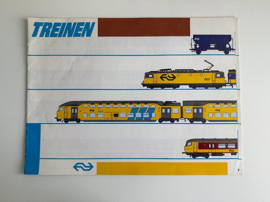 Boekje / brochure NS treinen (1987), Verzamelen, Spoorwegen en Tramwegen, Ophalen of Verzenden, Gebruikt, Trein, Boek of Tijdschrift