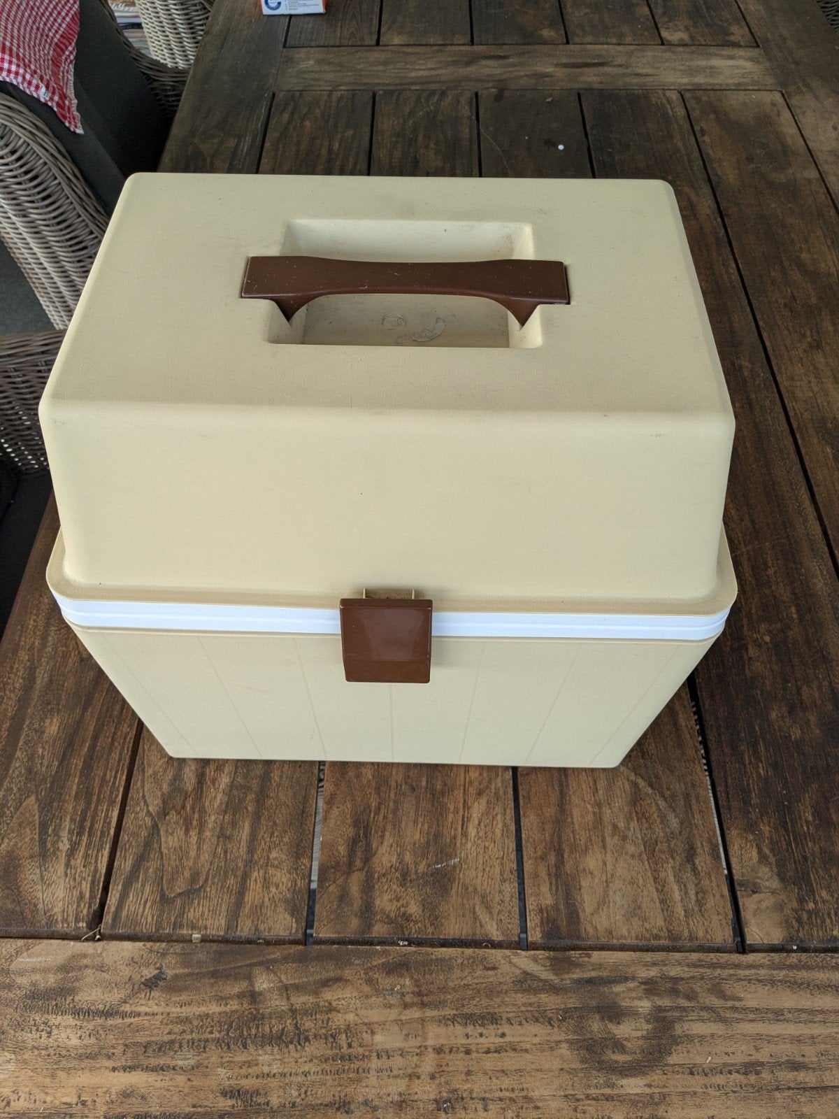 Koel en warmhoudboxjmet 220V adapter, Ophalen of Verzenden, Gebruikt, Compressor