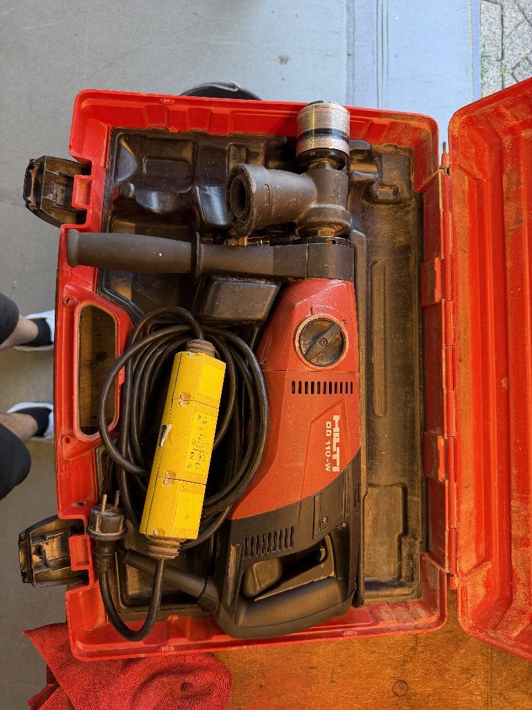 Hilti DD110 Diamantboormachine, Variabele snelheid, Ophalen, Boormachine, Gebruikt