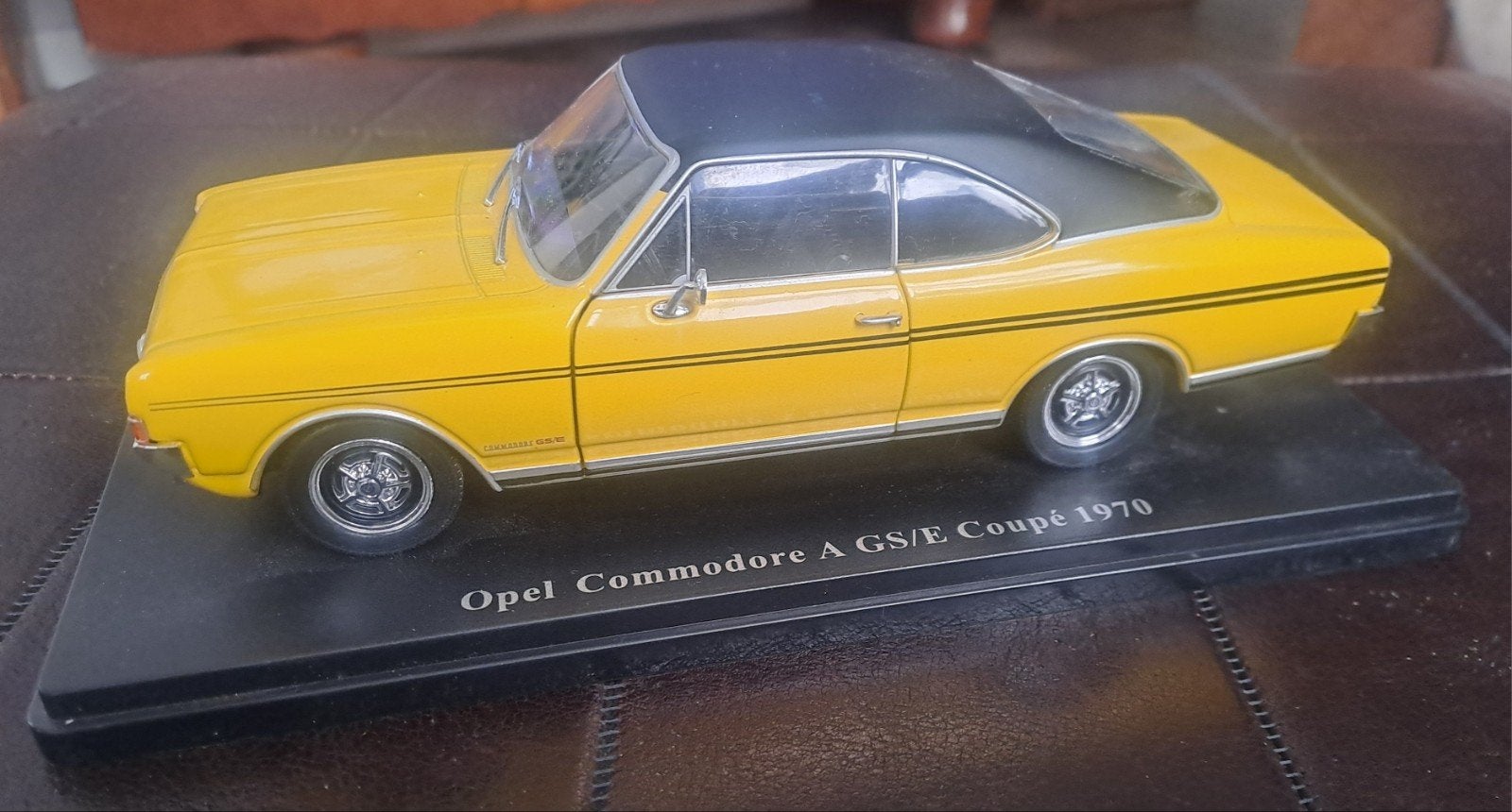 Opel commodore a gse coupé, Ophalen of Verzenden, Nieuw, Bburago