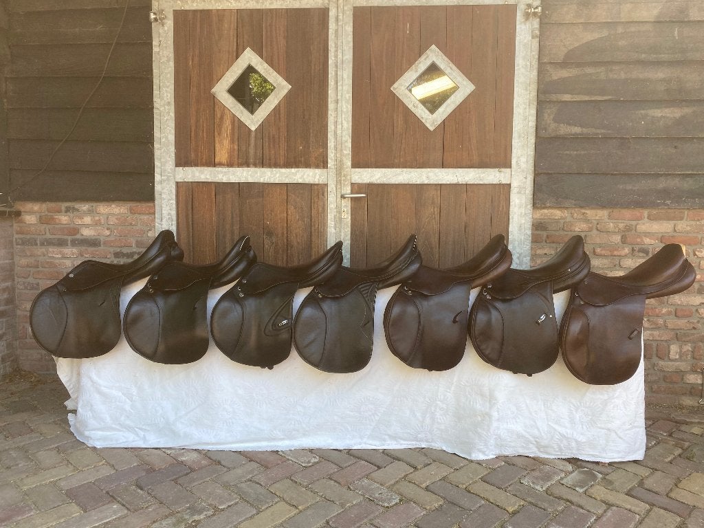 Springzadel Prestige diverse Modellen en maten/Equiline!!!, Dieren en Toebehoren, Paarden en Pony's | Zadels, Ophalen of Verzenden