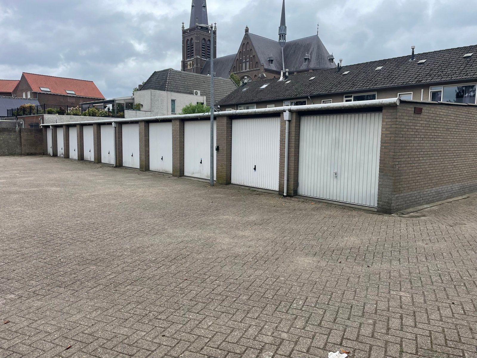 Te Huur Garagebox Slegesrsstraat Helmond, Huizen en Kamers, Noord-Brabant