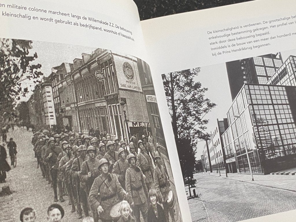 Leeuwarden in contrast. Foto’s van oud en nieuw  Leeuwarden , Ophalen of Verzenden, 20e eeuw of later, Zo goed als nieuw