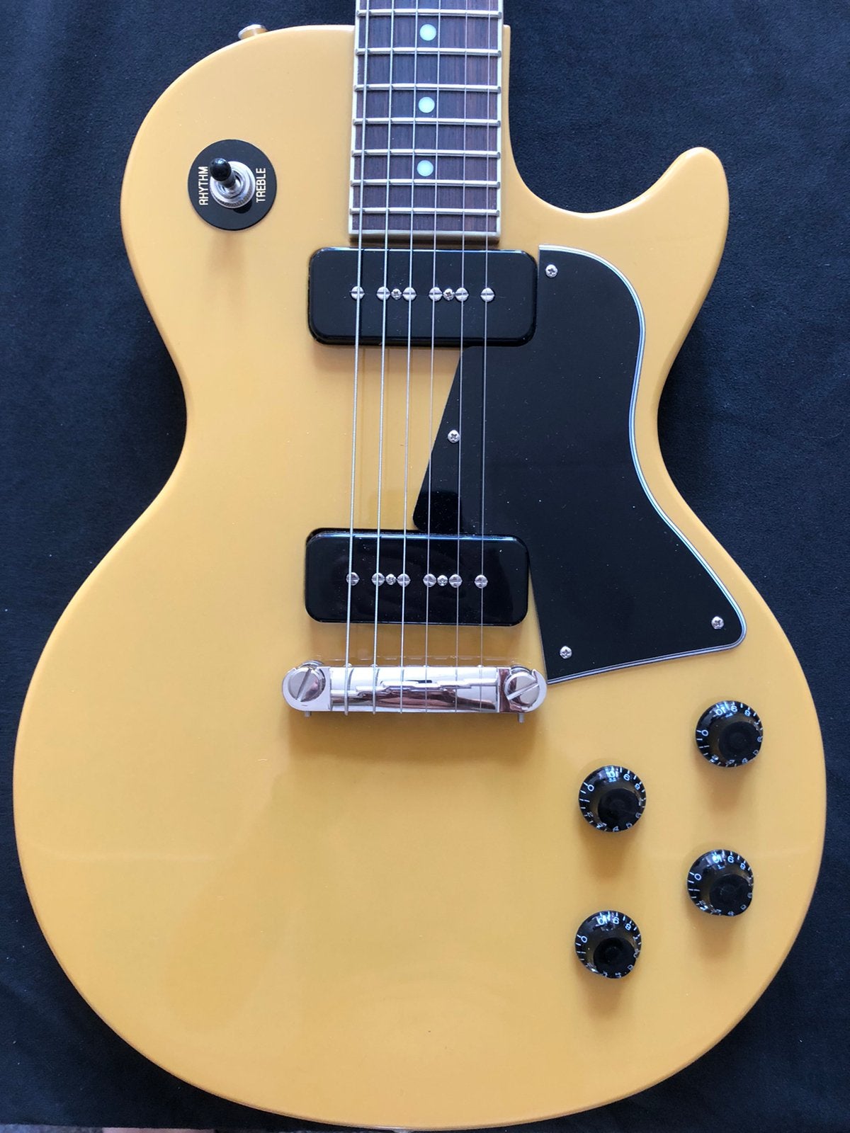 Epiphone Les Paul Special TVY 2025 incl. case, Muziek en Instrumenten, Snaarinstrumenten | Gitaren | Elektrisch, Ophalen, Zo goed als nieuw