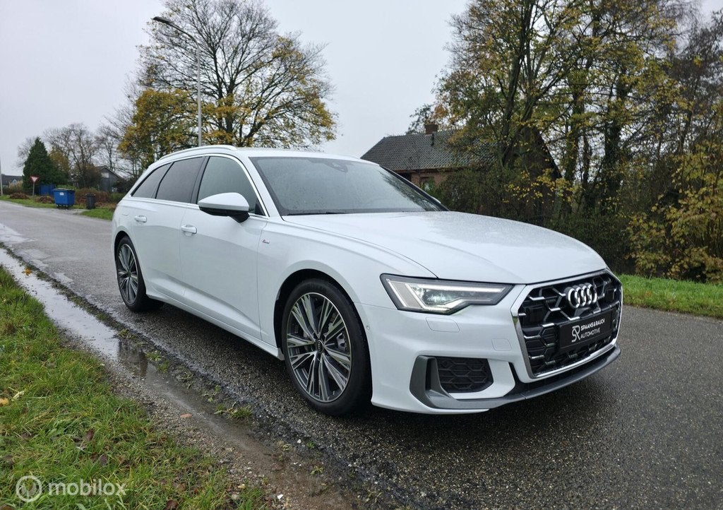 Audi A6 Avant 50 TFSI e Quattro 3x S-Line / Navi / Nieuwst., Automaat, 77 km/l, Gebruikt, Zwart