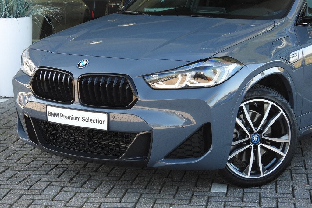 BMW X2 xDrive25e High Executive M Sport Automaat / Panoramad, Auto's, BMW, X2, Gebruikt, Euro 6, Met garantie (alle)