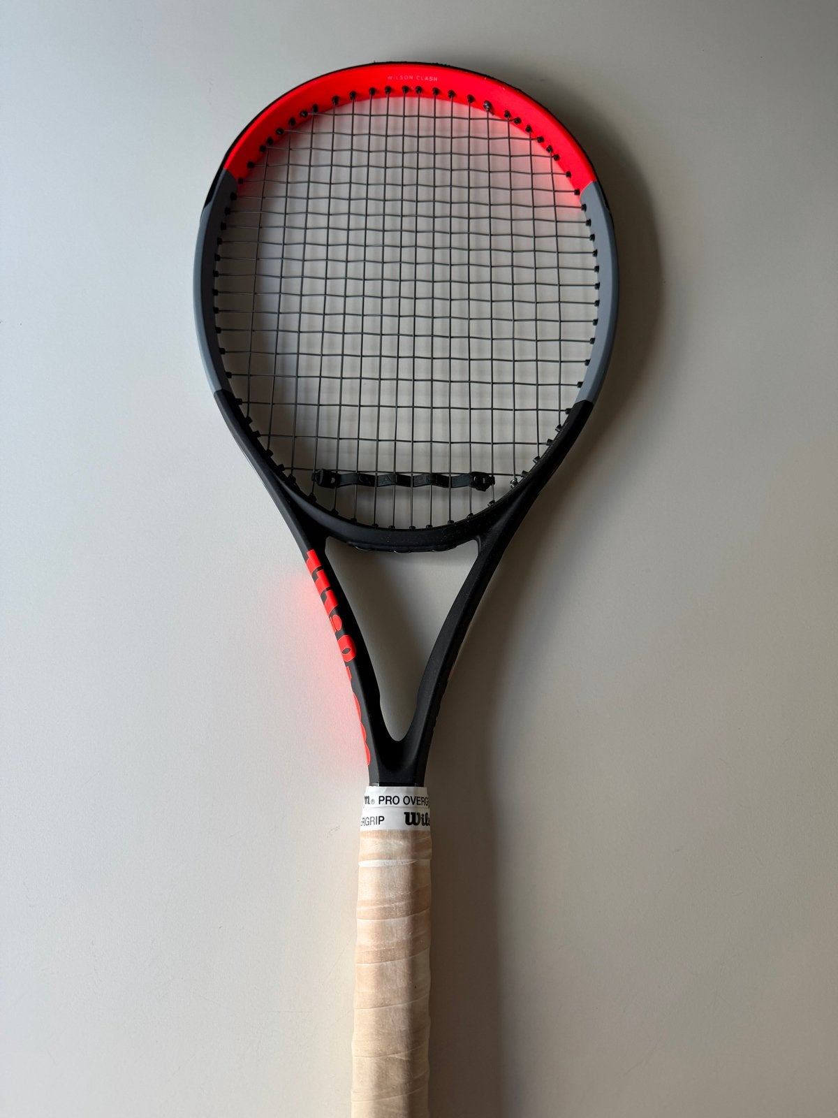 Wilson Clash 100 Pro v1.0 tennisracket - Zo goed als nieuw, L2, Ophalen of Verzenden, Zo goed als nieuw, Wilson